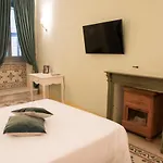 Palazzo Illuminati Guest house Ripatransone