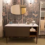 Palazzo Illuminati Guest house 4*