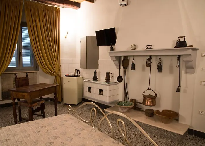 Palazzo Illuminati 4*