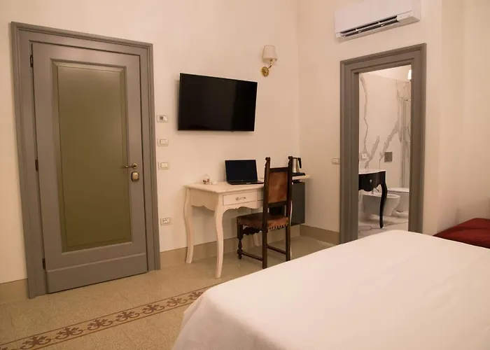 Palazzo Illuminati Affittacamere Ripatransone